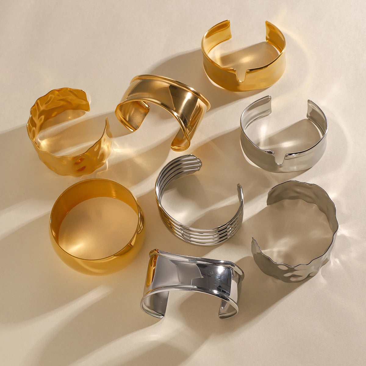 Uworld Unique Stainless Steel Metal Wide Cuff Open Bracelet Bangle 18K Gold PVD Plated Waterproof Fashion Girls Essential Jewelr