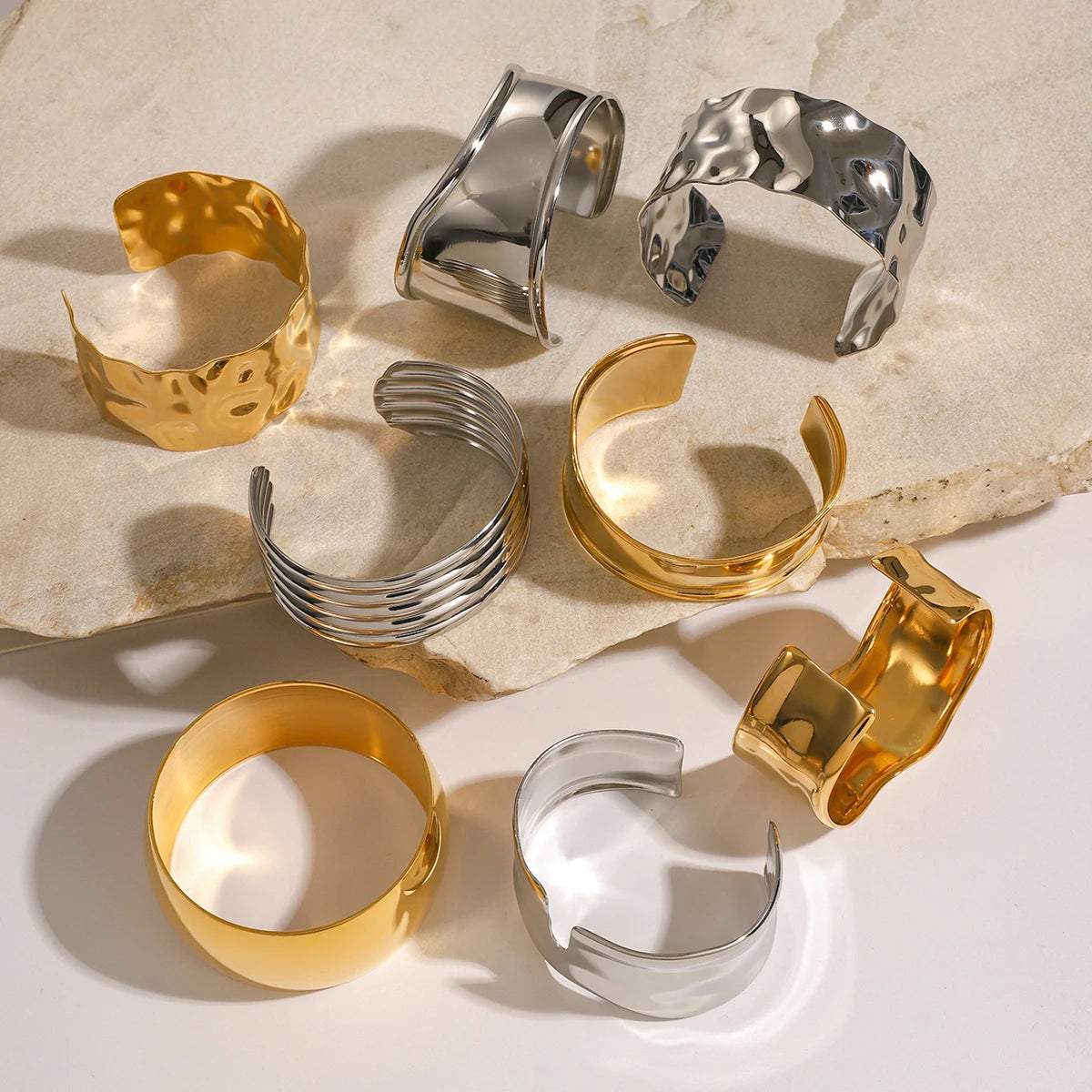 Uworld Unique Stainless Steel Metal Wide Cuff Open Bracelet Bangle 18K Gold PVD Plated Waterproof Fashion Girls Essential Jewelr