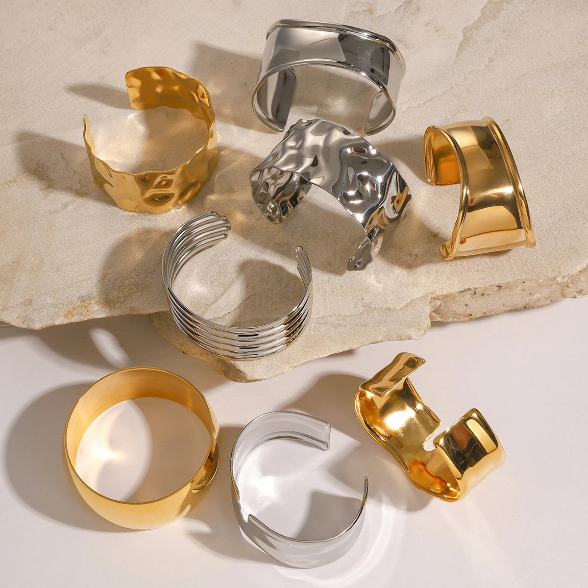 Uworld Unique Stainless Steel Metal Wide Cuff Open Bracelet Bangle 18K Gold PVD Plated Waterproof Fashion Girls Essential Jewelr