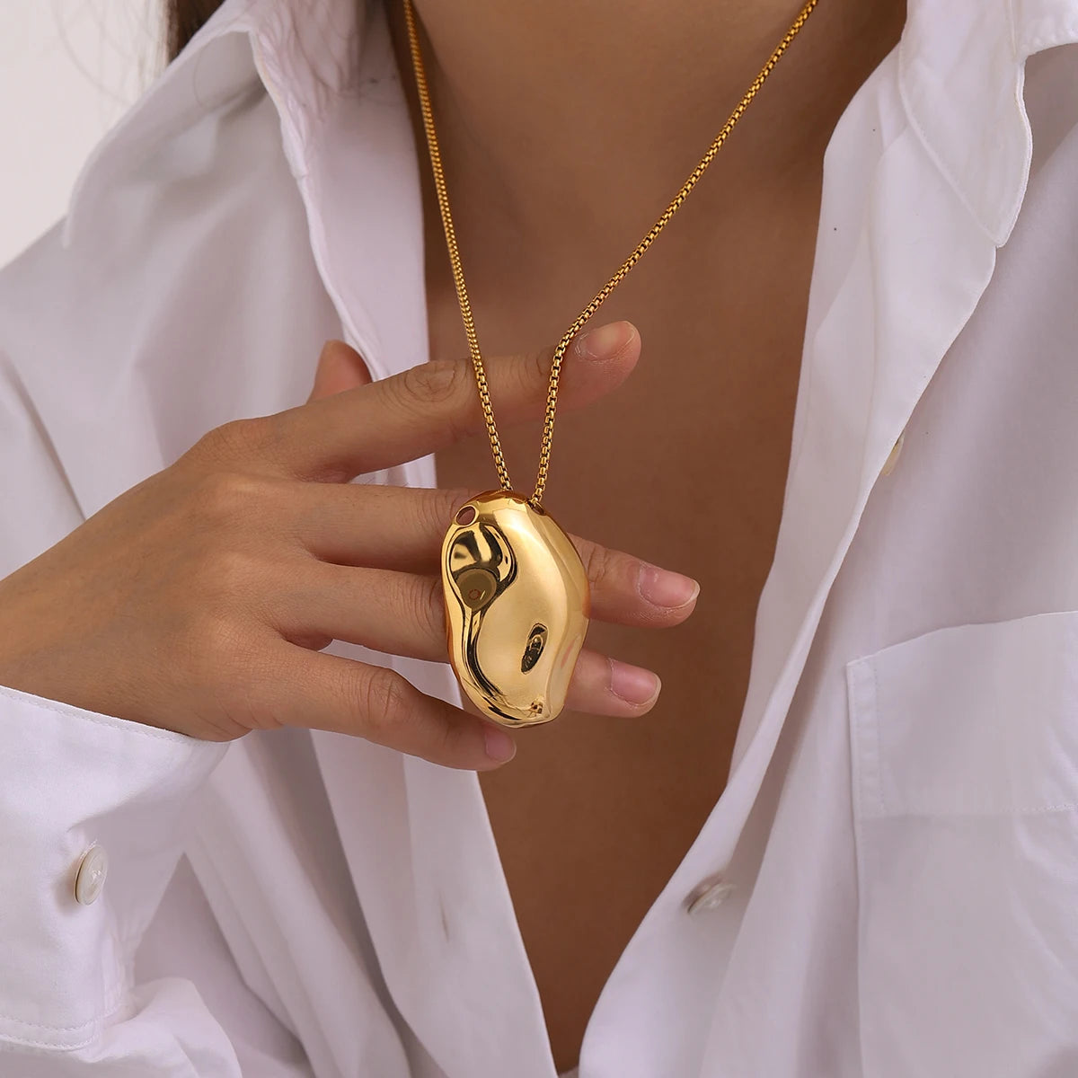 Uworld Trendy Stainless Steel Irregular Concave Hammer Pendant Necklace 18K Gold Plated Waterproof Jewelry Gift