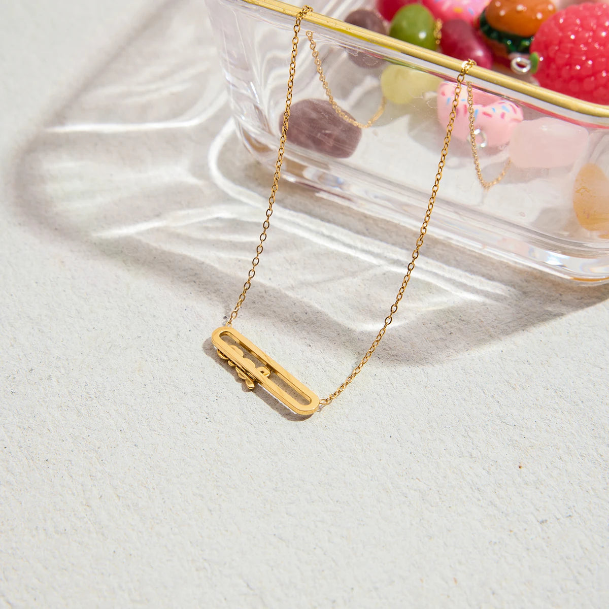 Uworld Minimalist Classic 18K Gold Color Plated Inlaid White Rhinestone LOVE Letter Necklace Waterproof Stainless Steel Jewelry